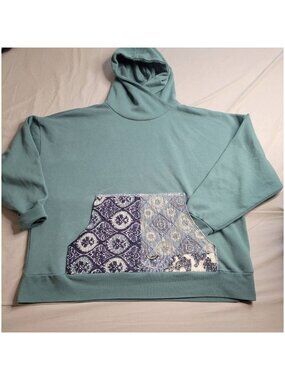 Reworked upcycled repurposed quilted hoodie plus size 1x 18-20 Women's ooak